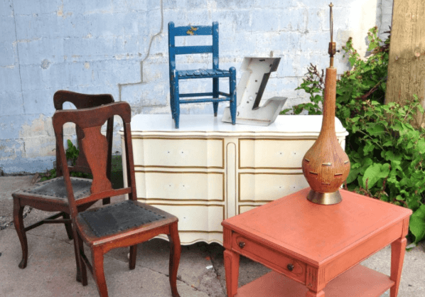 How to Prepare Furniture Before Painting