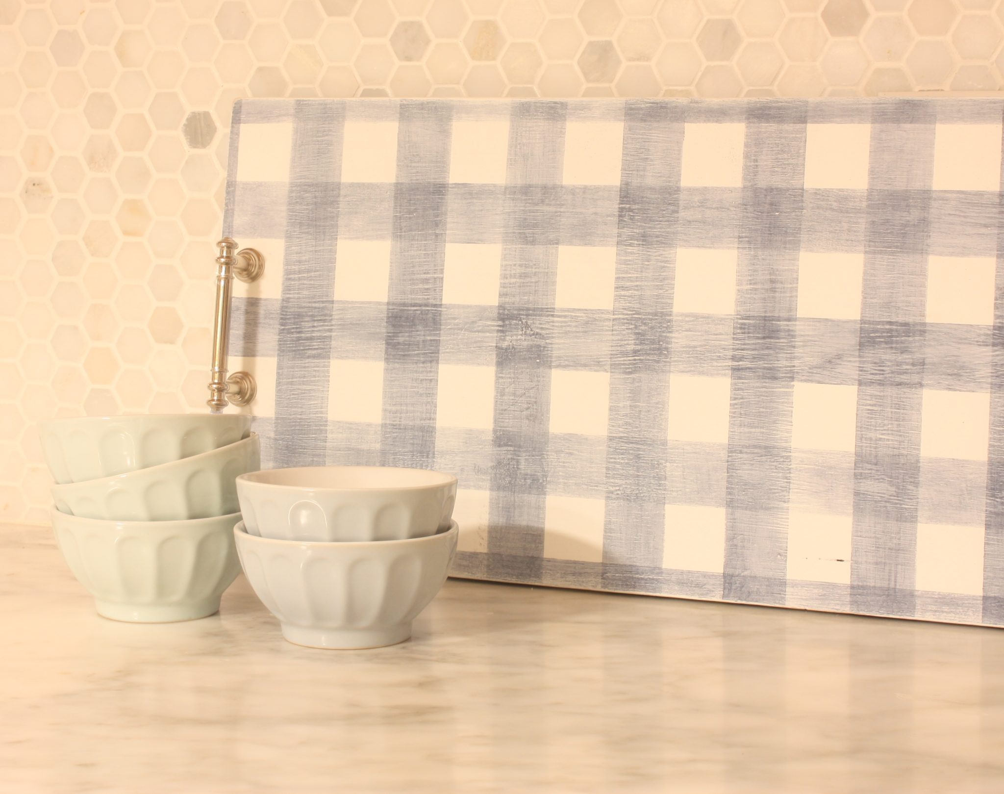 Adorable Gingham Tray Using Bungalow 47™ Furniture Paint