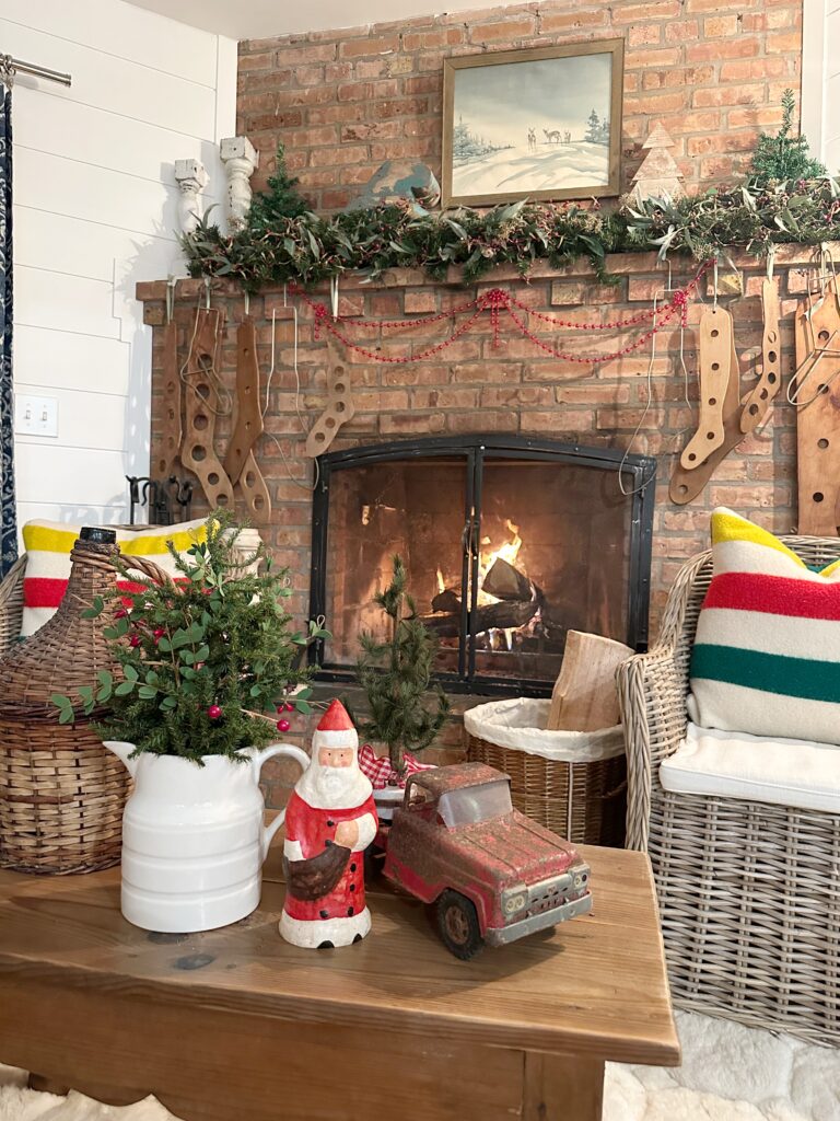Christmas family room to gather with friends