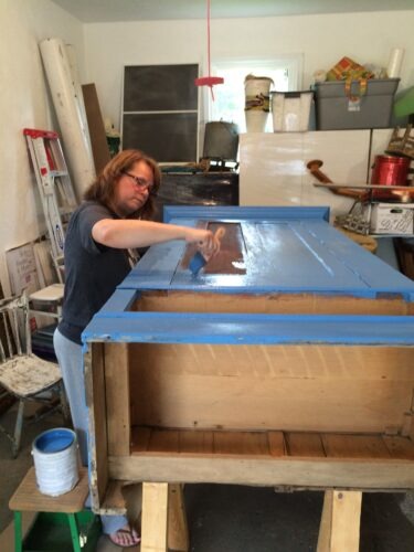 painting a cabinet