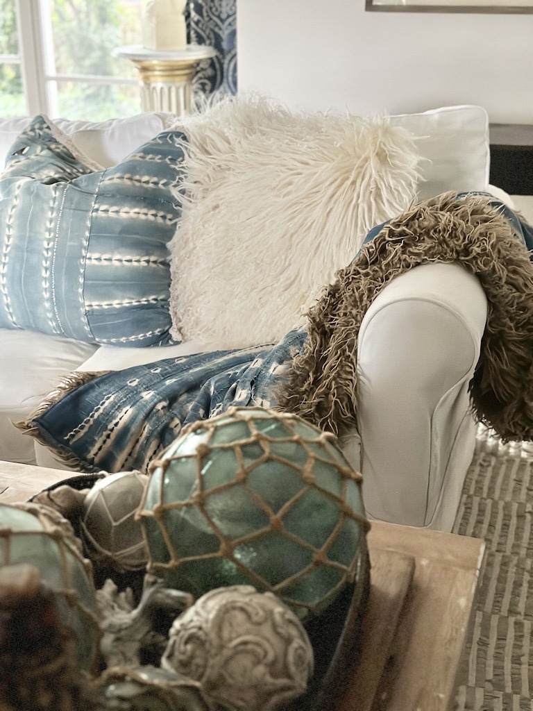 fur pillows and throws for fall decor