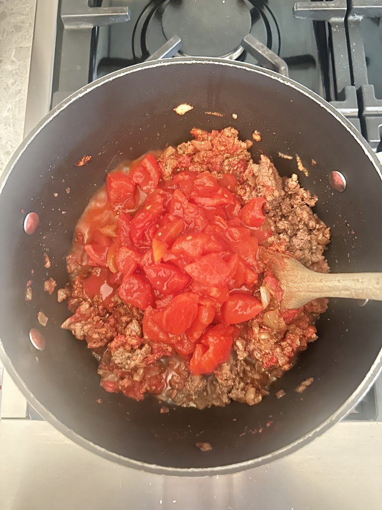 diced tomatoes for quick and easy chili recipe