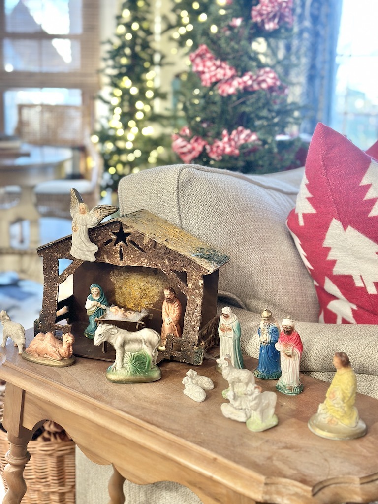 vintage nativity Christmas decor