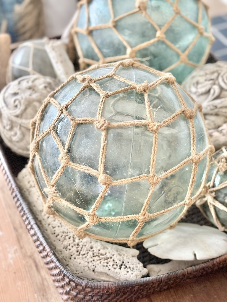 displaying found beach treasures in home decor