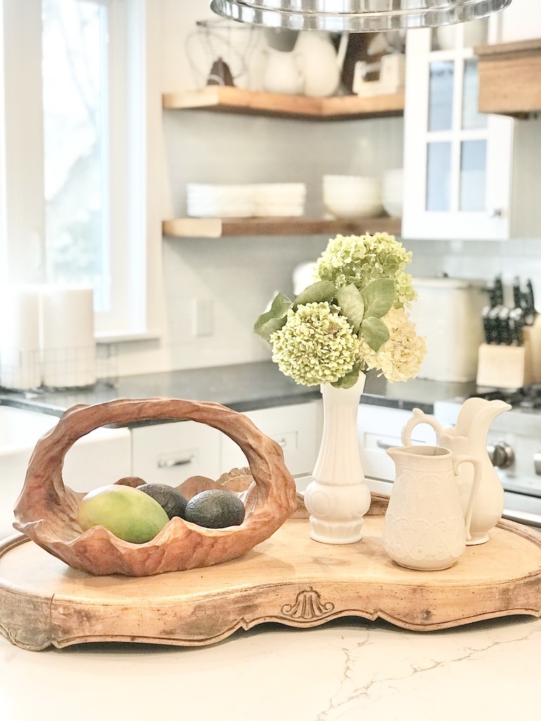 display on a kitchen island size