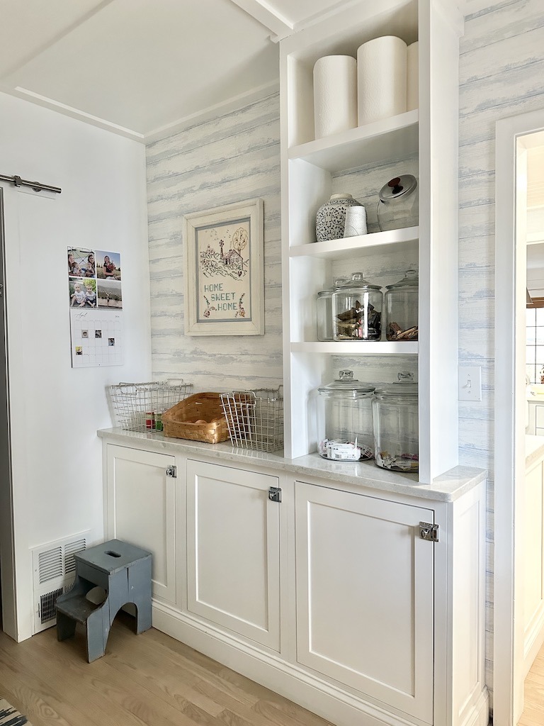 how to create a mudroom